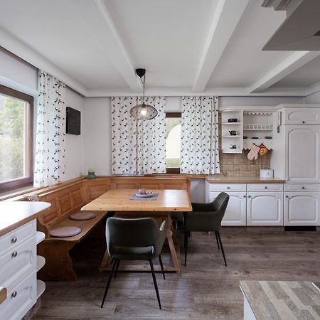 נידרנסיל Alpine View Apartments מראה חיצוני תמונה