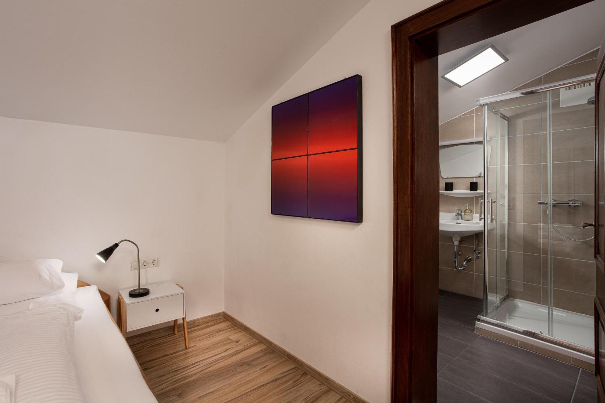 נידרנסיל Alpine View Apartments חדר תמונה