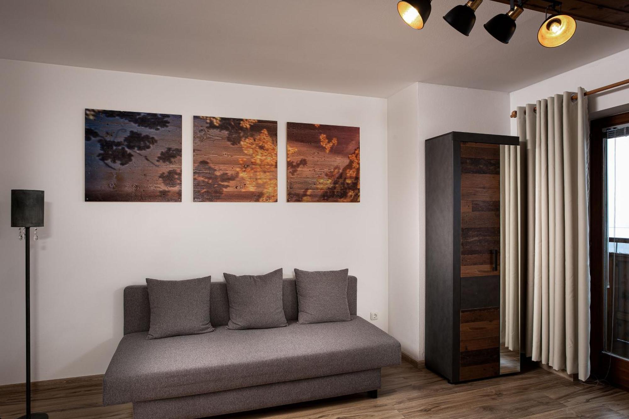 נידרנסיל Alpine View Apartments חדר תמונה