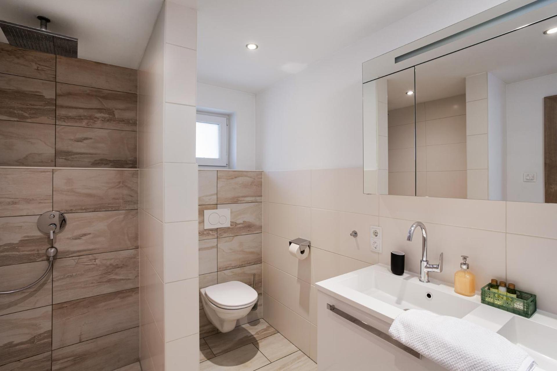 נידרנסיל Alpine View Apartments מראה חיצוני תמונה