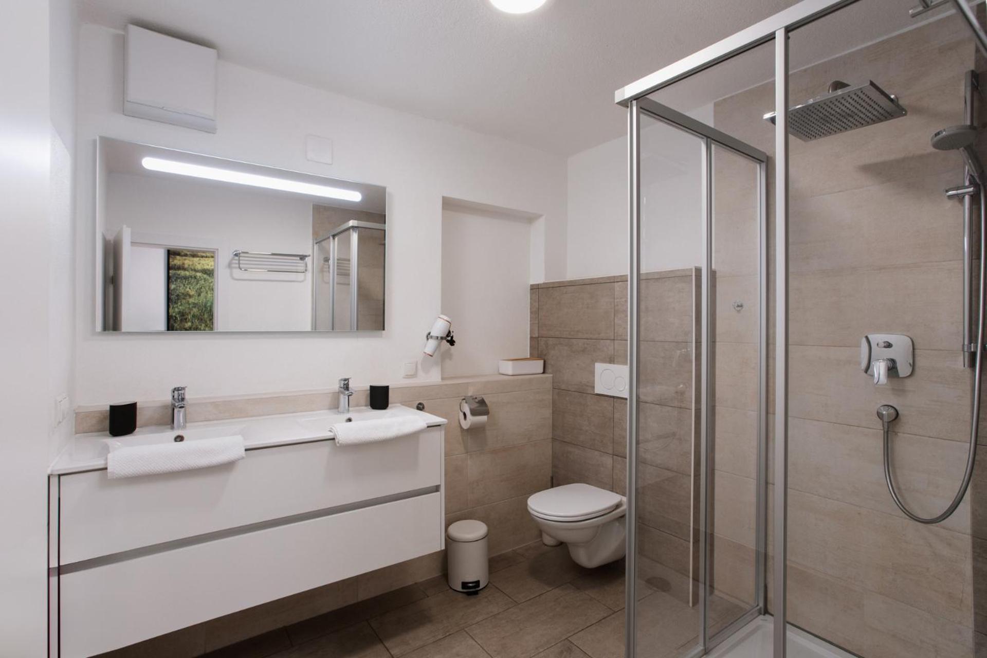 נידרנסיל Alpine View Apartments מראה חיצוני תמונה
